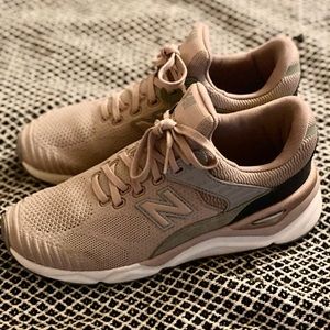 X-90 New Balance shoes